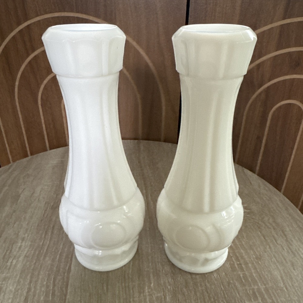 Vtg Wheaton Vase White Milk Glass Bottle 9 Inches Tall MCM